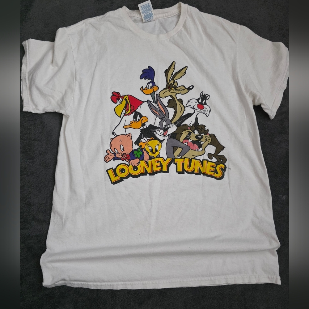 Vintage White Looney‎ Tunes Shirt, Crew Neck, Unisex, Size Medium
